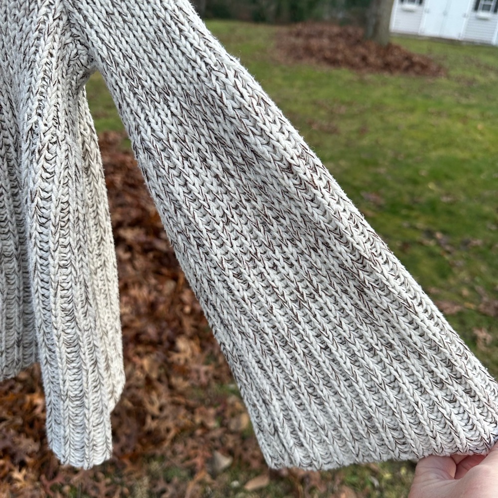 Cache  Buttoned Brown /White  Sweater Cape- Sophisticated Eye catching Style - Picture 4 of 16